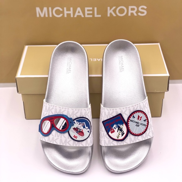 Michael Kors Penny Slide Flip Flops Ski Patch - Picture 2 of 12